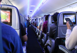 Mes 10 indispensables en avion avec de jeunes enfants